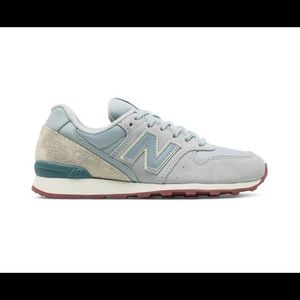 Women’s 696 New Balance